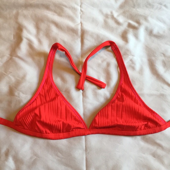 Gorgeous red bikini top by Coco Reef! - Picture 16 of 16